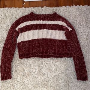 Maroon and White Sweater🤍